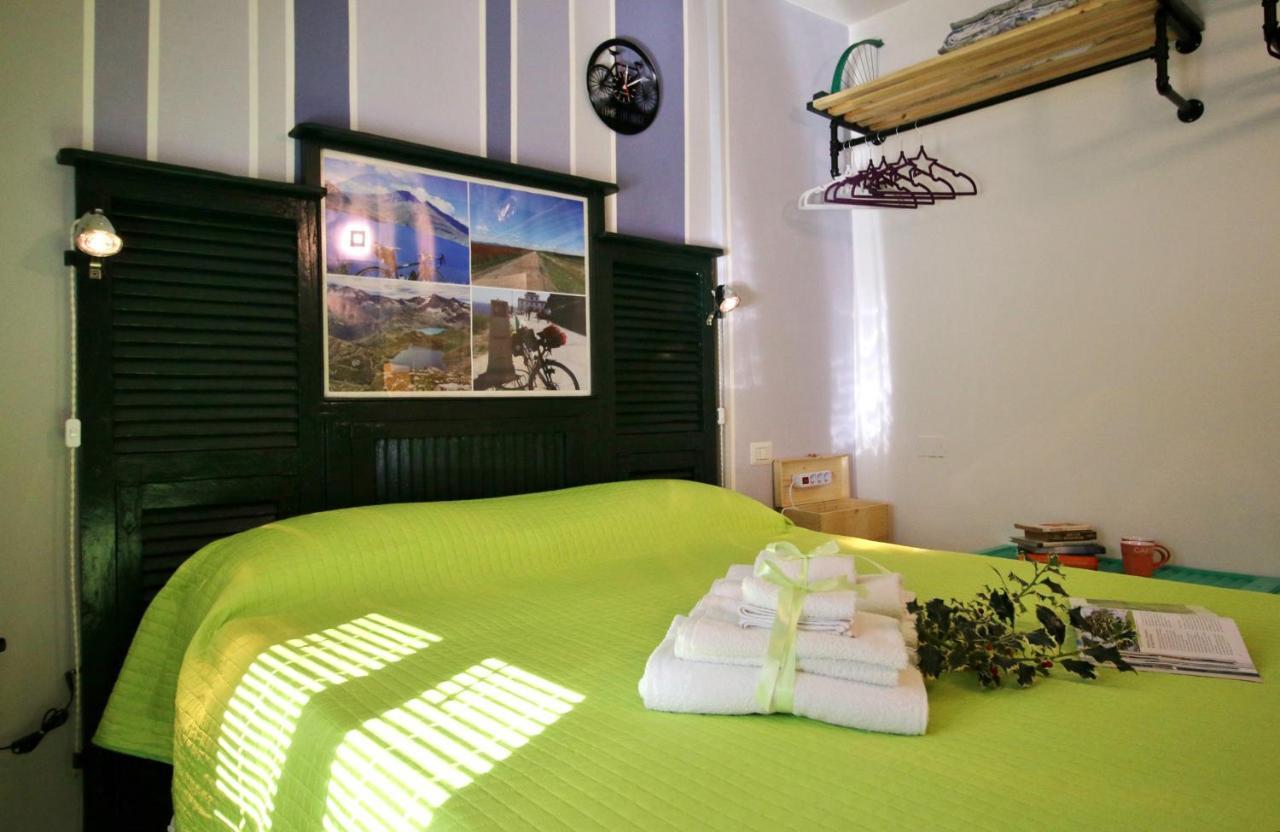 Apartmán Il Turista A Pedali Ceva Exteriér fotografie